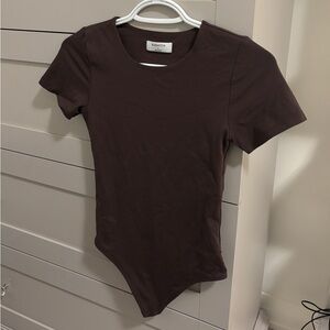Babaton Dark Brown Short Sleeve Bodysuit
